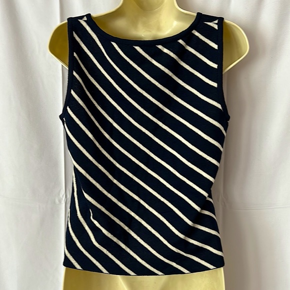 St. John Gorgeous Navy/Cream Striped Tank Top Shirt **Size P/2** - Picture 2 of 5